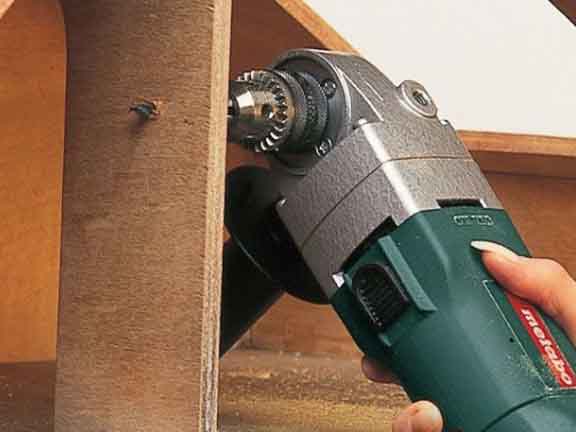 دریل متابو 700 وات مدل wbe 700 metabo
