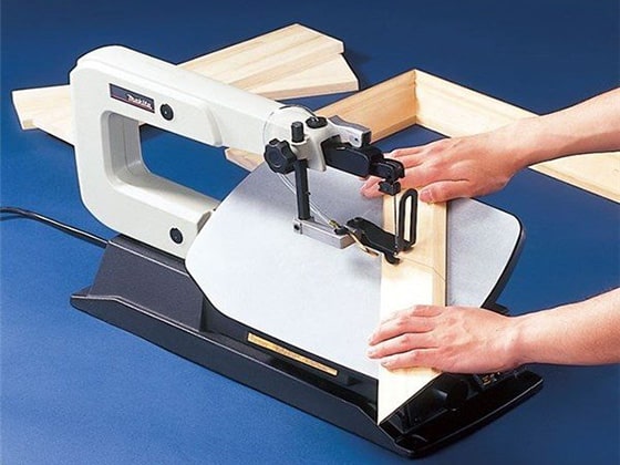 اره مویی ماکیتا مدل SJ401