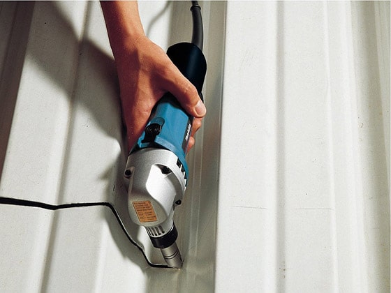 قیچی ورق بر ماکیتا JN1601