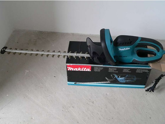 شمشاد زن ماکیتا مدل UH7580